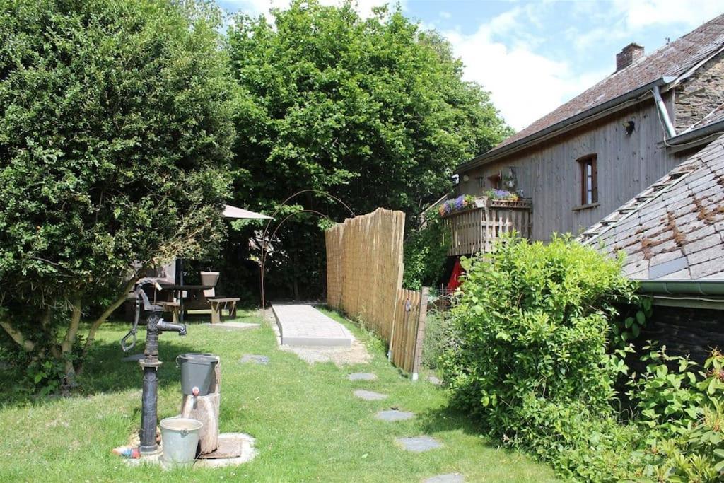 Gite Les 7 Frenes Vaux-sur-Sure Exterior foto